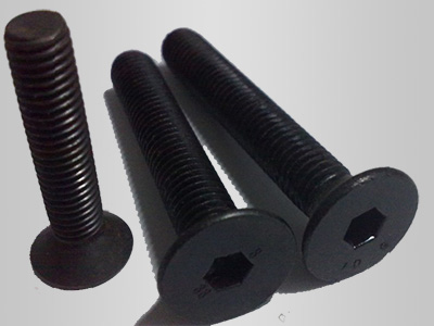 Slotted bolt